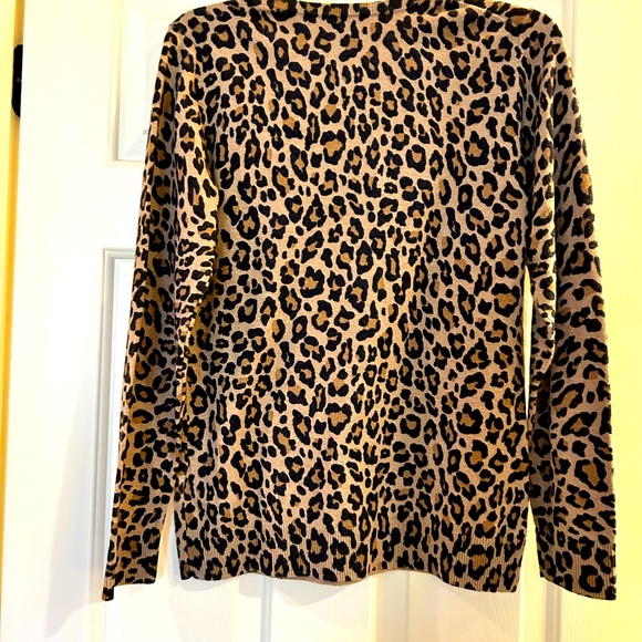 Amazon Essentials leopard print sweater! - Picture 4 of 9